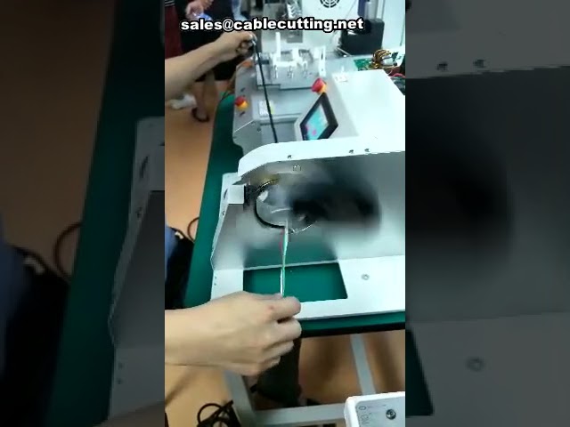 高回転ロータリーワイヤーハーネステープ巻き機 | 自動結束・絶縁テープ加工機